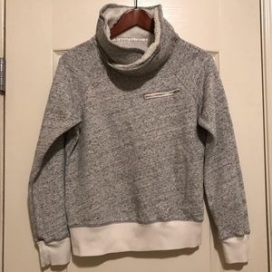 Abercrombie & Fitch Pullover Sweater